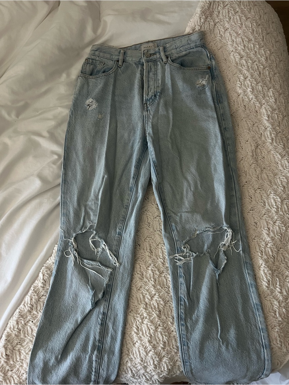PacSun Light Wash Distressed Straight-Leg Jeans